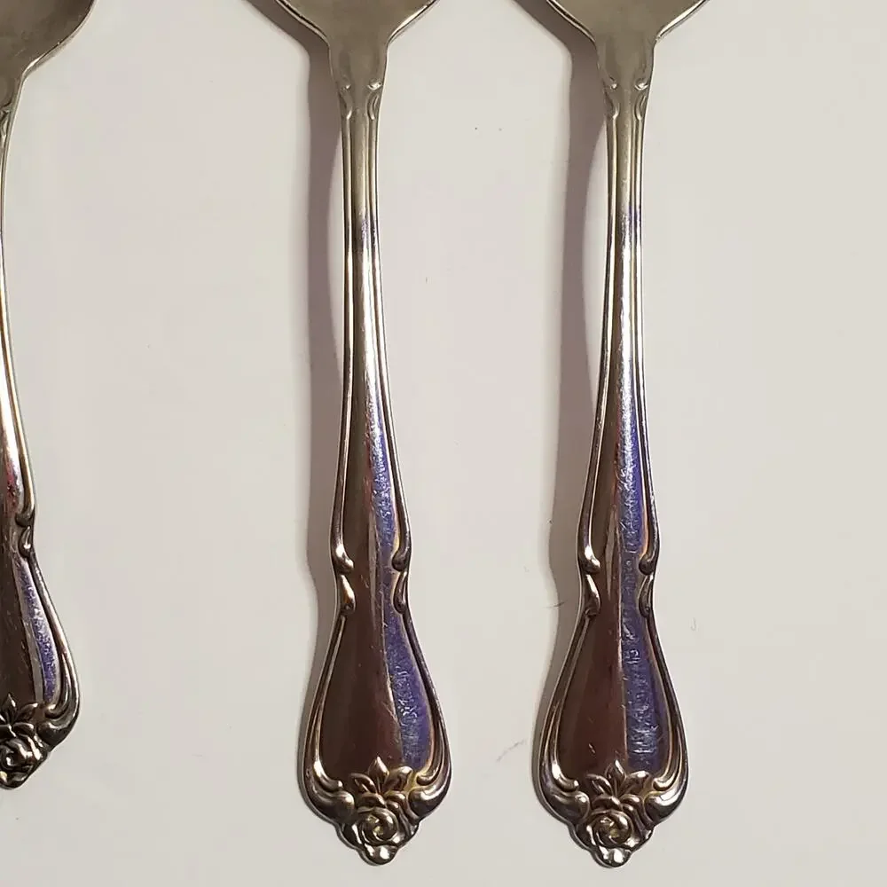 Vintage 1881 Rogers Oneida Mixed Lot Arbor True Rose Stainless Flatware 13 Piece
